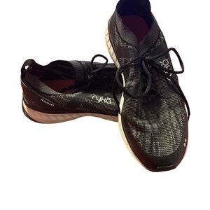 Ryka Noomi Black and Gray Women’s Athletic Shoes with Breathable Mesh Size 7